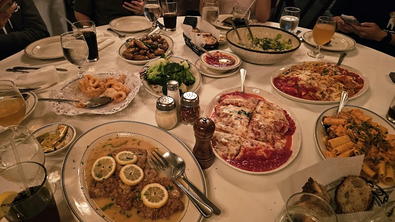 Tony's Di Napoli