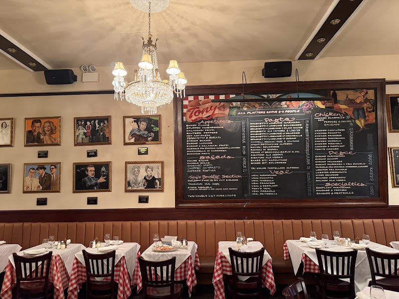 Tony's Di Napoli