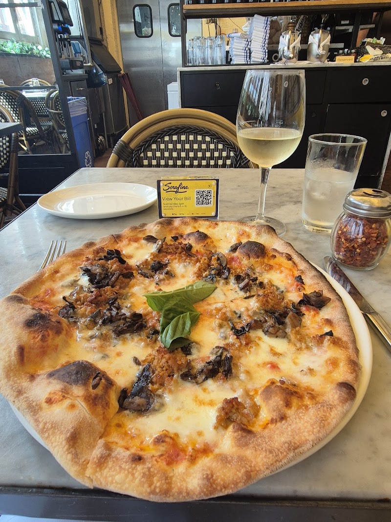 Serafina Fabulous Pizza 79th (UES)